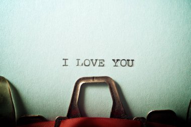 Kağıda yazılmış metnini seviyorum..