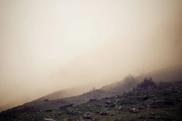 Mlha Údolí Lescun Pyreneese Francii — Stock fotografie