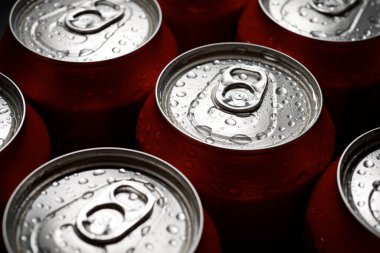 Bir bira kutusunu kapat..