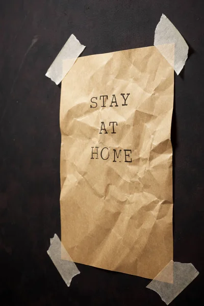 Stay Home Testo Muro — Foto Stock