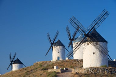 Consuegra 'daki yel değirmenleri, Toledo Eyaleti, Castilla La Mancha, İspanya.