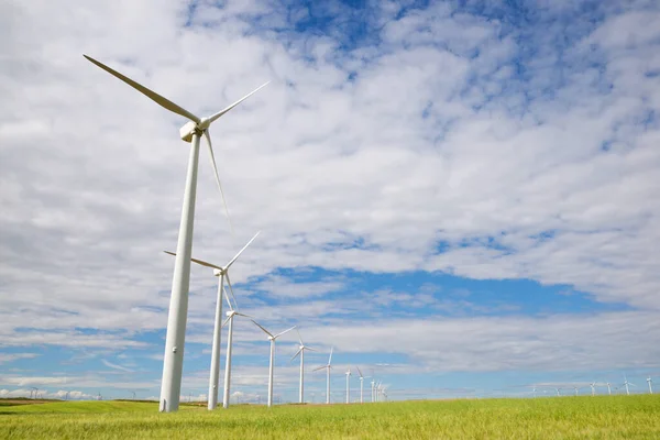 Moinhos Vento Para Produção Energia Eléctrica Província Zaragoza Aragão Espanha — Fotografia de Stock