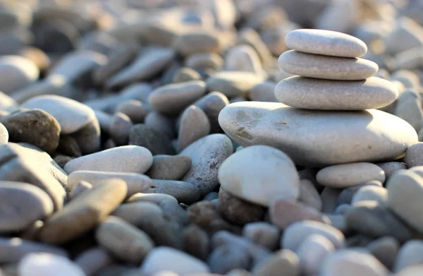 The stones on the seashore, a group of stones, harmony — Stock Photo, Image