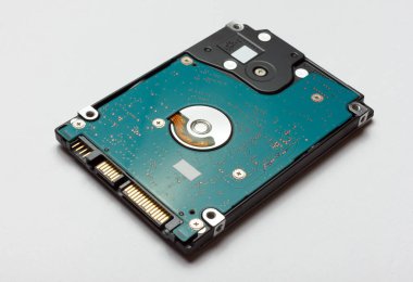 sabit disk dizüstü bilgisayarda. 9 yüksekliği. milimetre