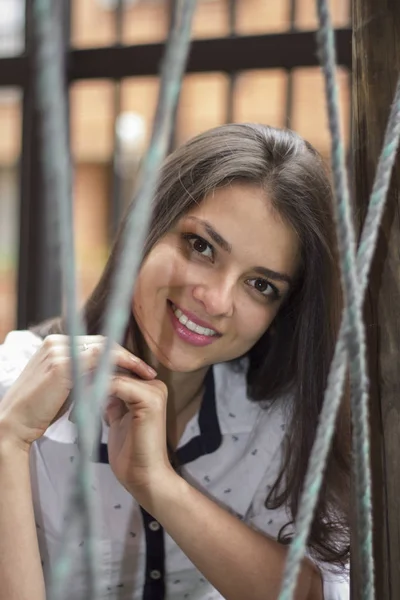 Menina bonita sorrindo — Fotografia de Stock