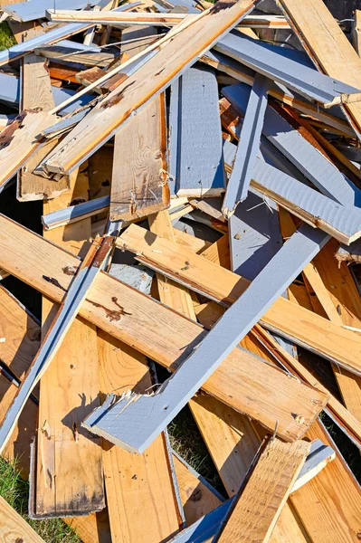 Debris of wooden planks in a pile — ストック写真