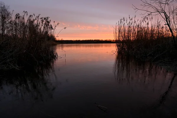 Sunrise over frozen lake in Kumla Sweden — Stock Photo, Image