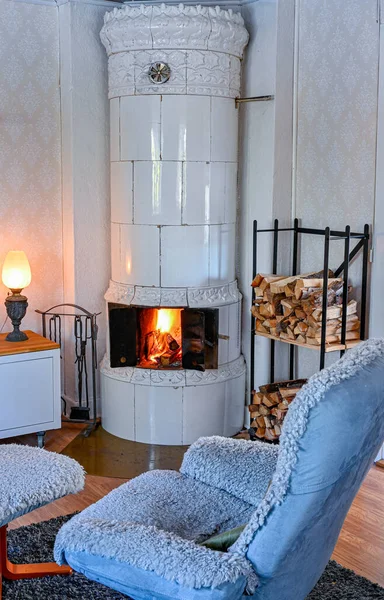 Kulübedeki fayanslı ocakta yangın.