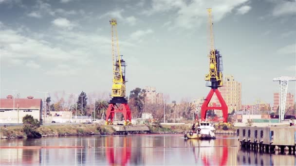 Old Industrial Cranes in the Riachuelo, Buenos Aires, Argentina. — Stock Video