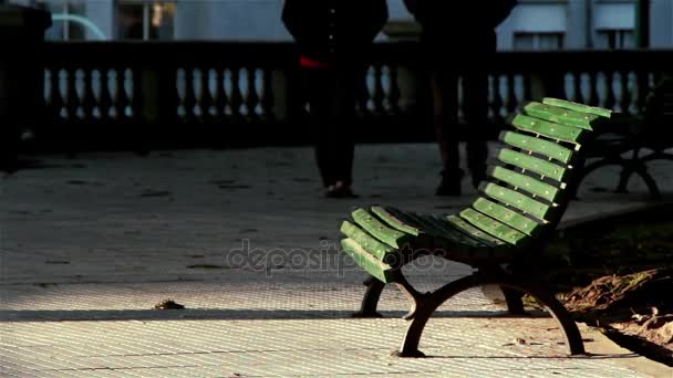 Green Bench σε μια πλατεία στο Μπουένος Άιρες, Αργεντινή. — Αρχείο Βίντεο