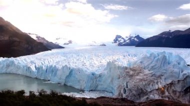 Arjantin, Santa Cruz eyaletindeki Perito Moreno Buzulu.