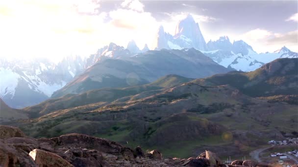 El Chalten e Monte Fitz Roy — Vídeo de Stock