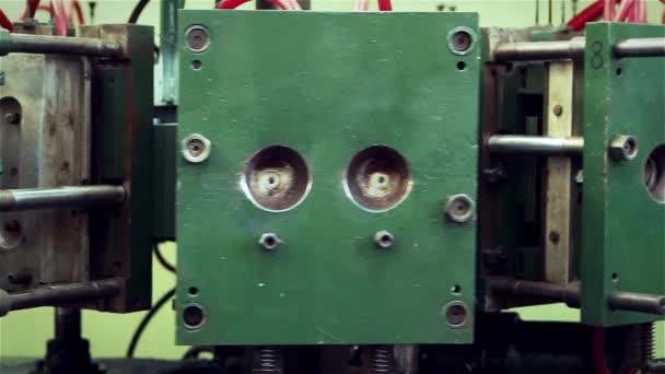 Schwere rotierende Industriemaschine — Stockvideo