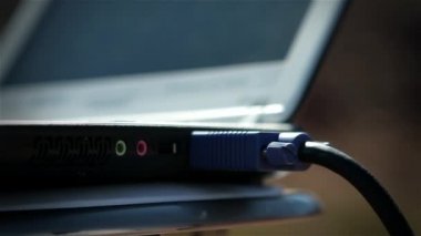 Açık havada projektörü ayarlama