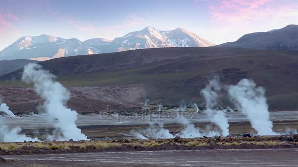 Gejzíry Del Tatio, v poušti Atacama, Chile — Stock video