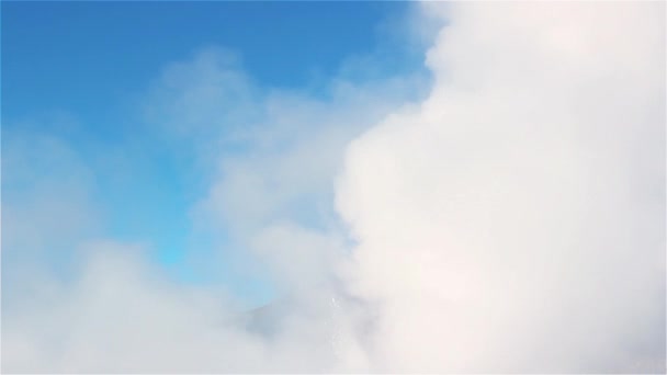 Geysers Del Tatio, dans le désert d'Atacama, Chili. Détail de la brume — Video