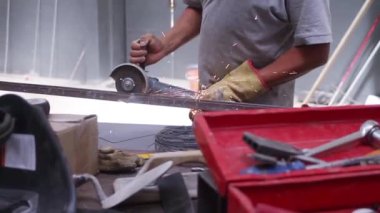 İşçi kesme Metal, yakın çekim