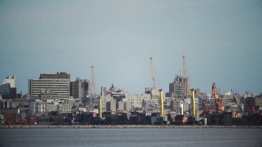 Bağlantı noktası Montevideo, Uruguay'nın genel görünümünü. Montevideo, Uruguay, 20 Haziran 2014 filme.
