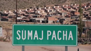 Kasaba platolarının Arjantin. Sumay Pacha mahalle onun hızlandırılmış nüfus artışı 2003 yılı mahalleden kabul edilmektedir önce 1996 yılında oluşturuldu.