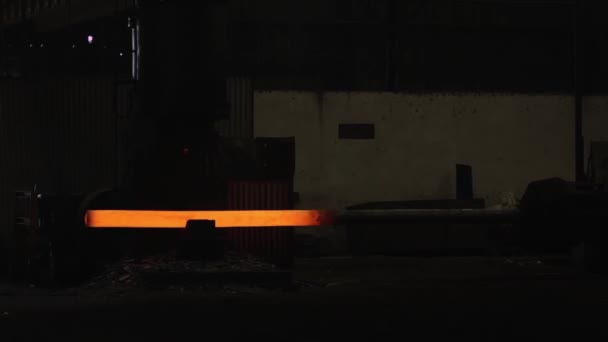 Çelik Döküm Demir Işına Parlatma — Stok video