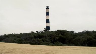 Güney Amerika 'da Atlantik Okyanusu' na bakan deniz feneri. Querandi Deniz Feneri, Villa Gesell yakınlarında, Buenos Aires eyaleti, Arjantin, Güney Amerika. 