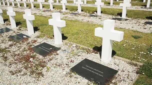 Cementerio Militar Argentino Darwin Islas Malvinas — Vídeo de stock