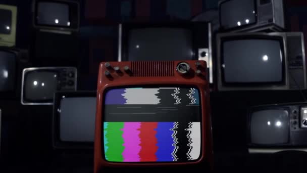 带彩杠的复古电视发生爆炸 — 图库视频影像