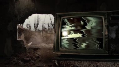 Çöplerin Arasındaki Yıkılmış Bina 'daki Eski TV Yeşil Ekranı. Yeşil Ekran 'ı istediğiniz görüntüyle ya da Resim ile Sonraki Efektler' deki tuş efektiyle değiştirebilirsiniz (YouTube 'daki derslere bakın).