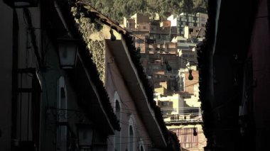 Calle Jaen 'deki sömürge mimarisi, La Paz, Bolivya' daki en iyi korunmuş koloni caddesi..