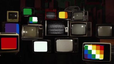 Wiphala Bayrağı, Retro TV 'lerde And Dağları' nın yerlilerini temsil eden bir kare amblem. Yakınlaştır.