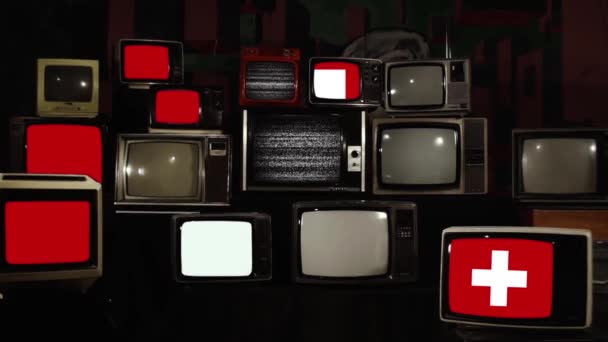 Drapeau Suisse Sur Les Écrans Télévision Rétro Zoom Avant — Video