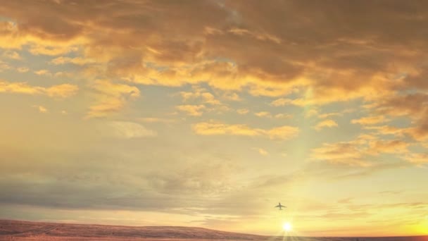 Airplane Taking Beautiful Sunset Resolution — Stock Video