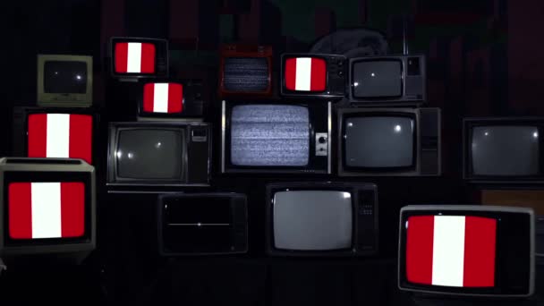 秘鲁国旗和复古电视 放大放大 蓝色深褐色调 — 图库视频影像
