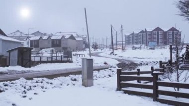 Ushuaia 'daki Karlı Yol, Tierra del Fuego, Arjantin. Hızlı Hareket Görüntüsü. 