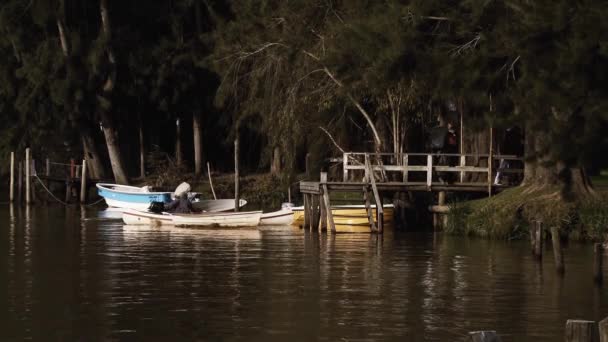 Tigre Argentinien 2019 Menschen Die Nach Einem Bootsausflug Tigre Argentinien — Stockvideo