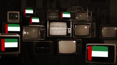 Birleşik Arap Emirlikleri Bayrakları ve Vintage Televizyonları. Sepia Tone. Yakınlaştır. 