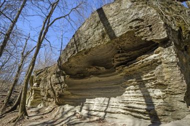 Dramatik kalker kayalara ıssızlık