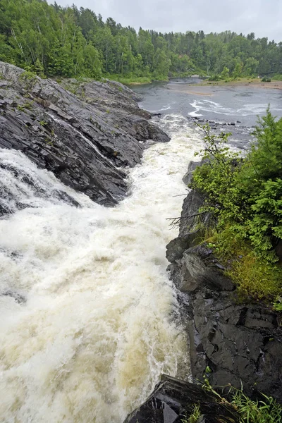 Dramatic Natural Chute in a Wild River — Stock Photo, Image