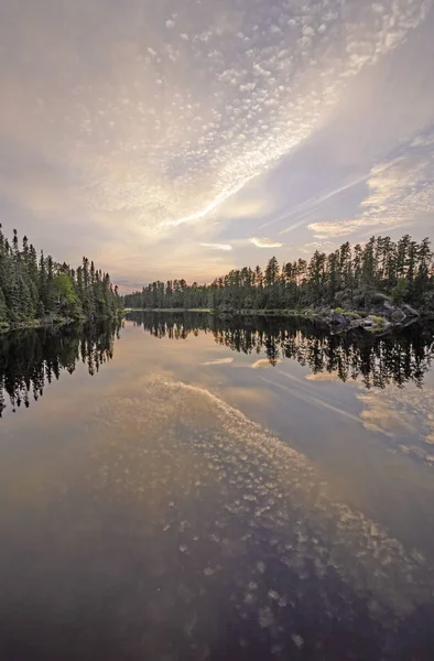 Twilight Reflections in the North Woods — Stock Photo, Image