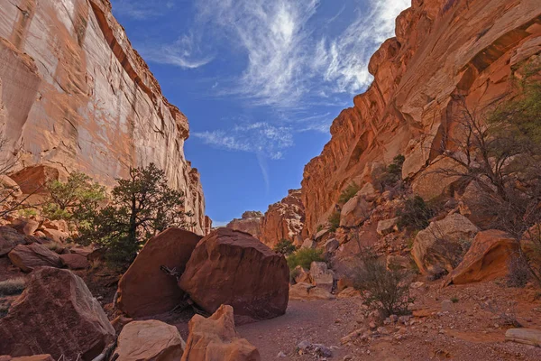Sombra e luz no fundo de um Deserto Canyon — Fotografia de Stock