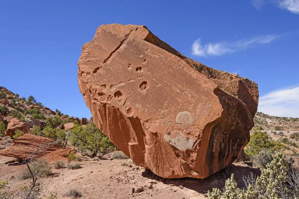 Grande roccia arenaria nel deserto — Foto Stock