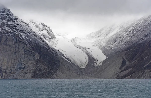 Glacier Retraite Sort Des Nuages Dans Fjord Sam Ford Sur — Photo
