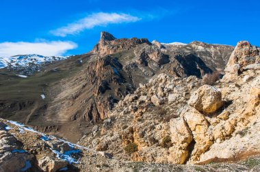 Antik yerleşimin dağlarda, Xinaliq, Azerbaycan