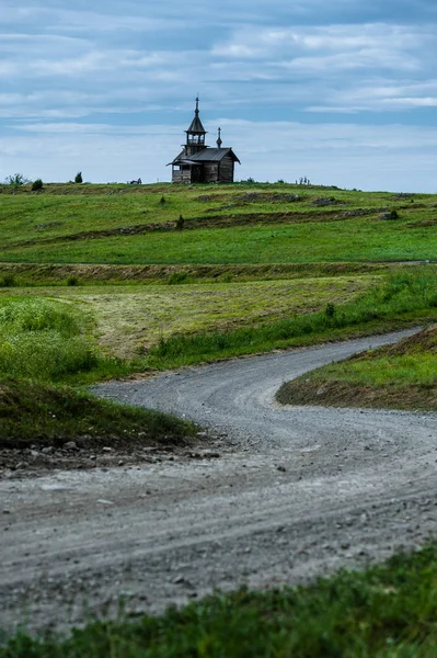 Isla Kizhi, Rusia. Antigua arquitectura religiosa de madera — Foto de Stock