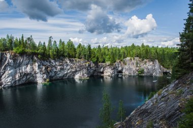 Ünlü güzel Mermer Ocağı Ruskeala