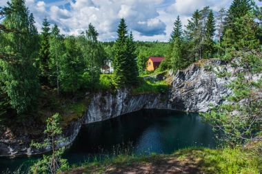 Ünlü güzel Mermer Ocağı Ruskeala