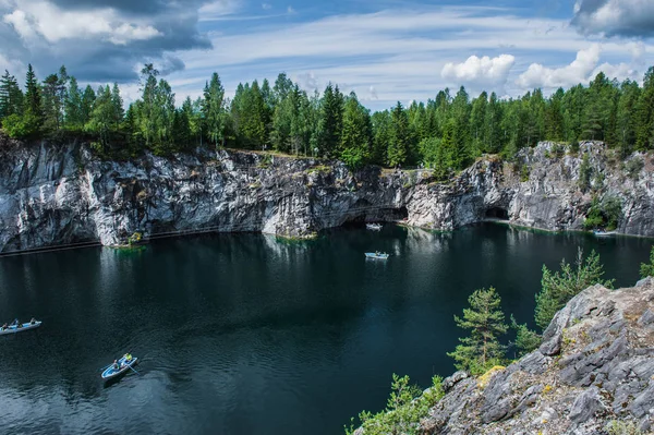 Ünlü güzel Mermer Ocağı Ruskeala