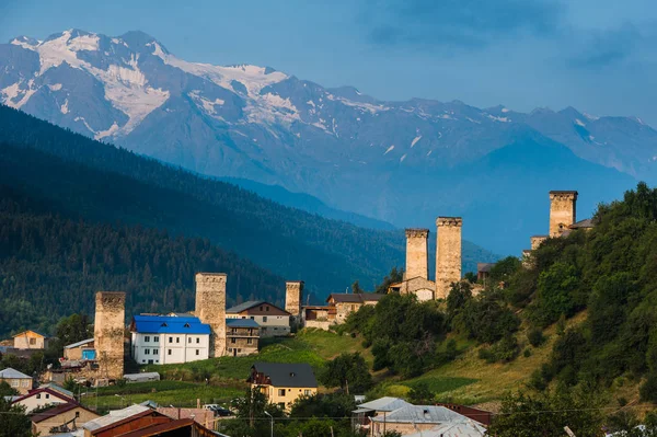 Svan torn i Mestia, Svanetien region, Georgien — Stockfoto