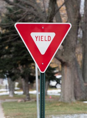 Yield street sign clipart
