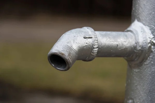 Pompe dell'acqua in un parco — Foto Stock